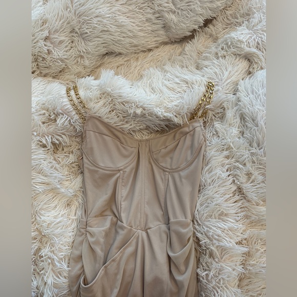 BNWT never worn pretty little thing dress UK 8 - Picture 1 of 6